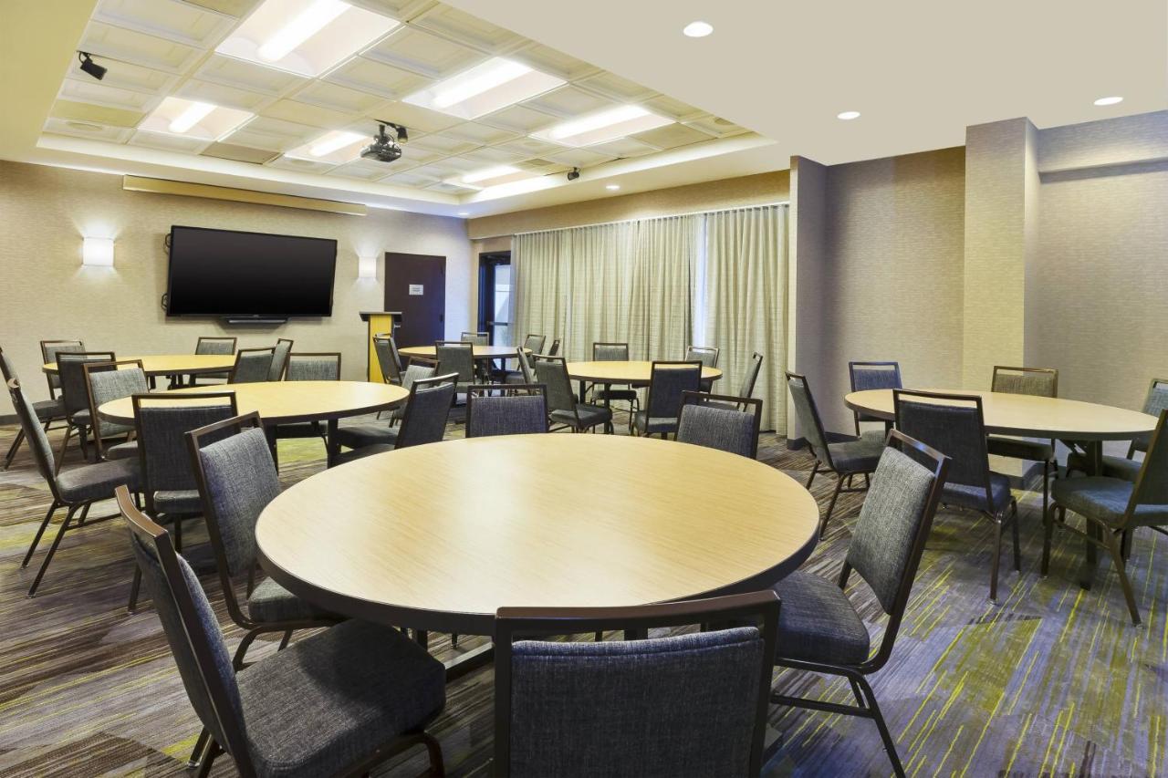 Courtyard By Marriott Secaucus Meadowlands Hotel Ngoại thất bức ảnh